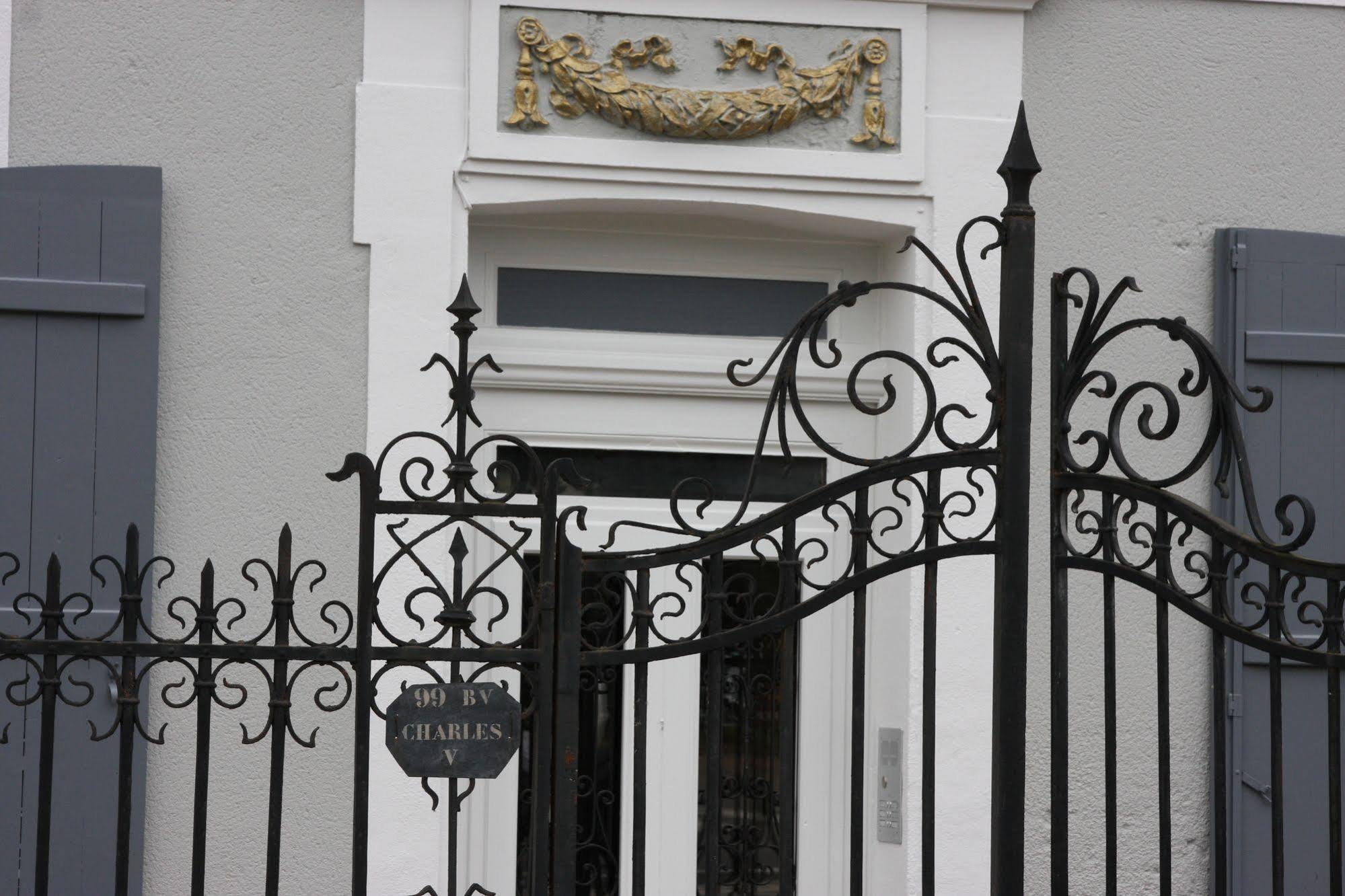 Appartements Du Clos Vorin Honfleur Bagian luar foto